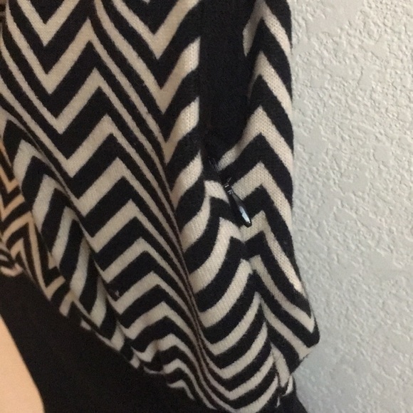 Forever 21 Dress - Picture 4 of 5